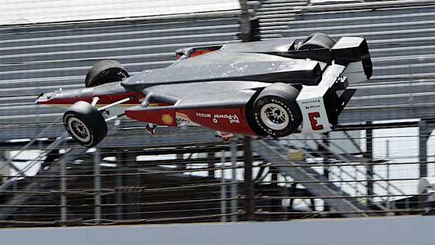Helio-Castroneves-crash-2-Joe-Watts.jpg